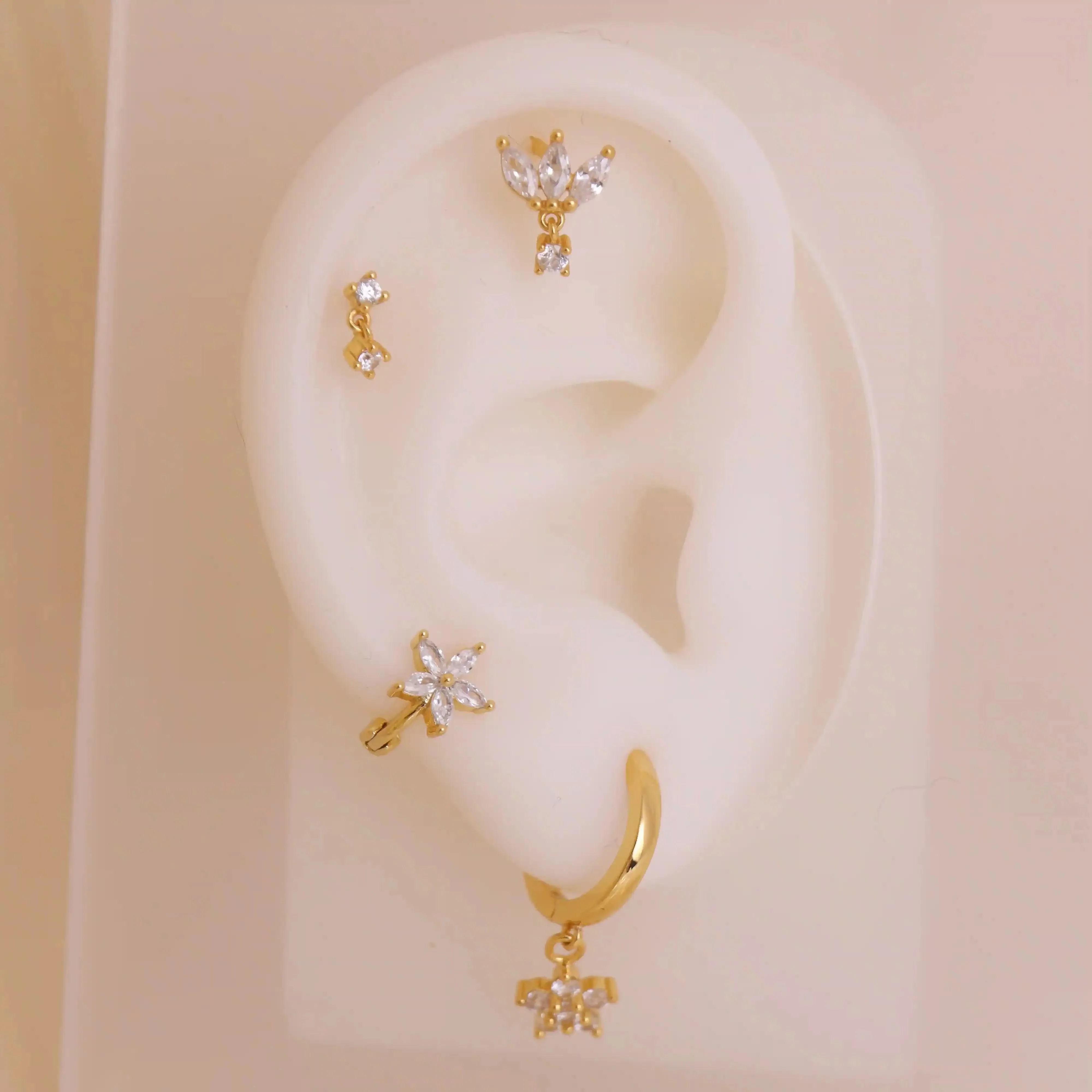 DAINTY MARQUISE DANGLE FLAT BACK STUD (18G)