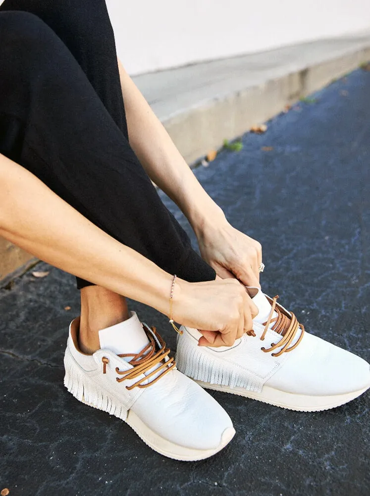 Esseutesse Leather Fringe Sneaker - White