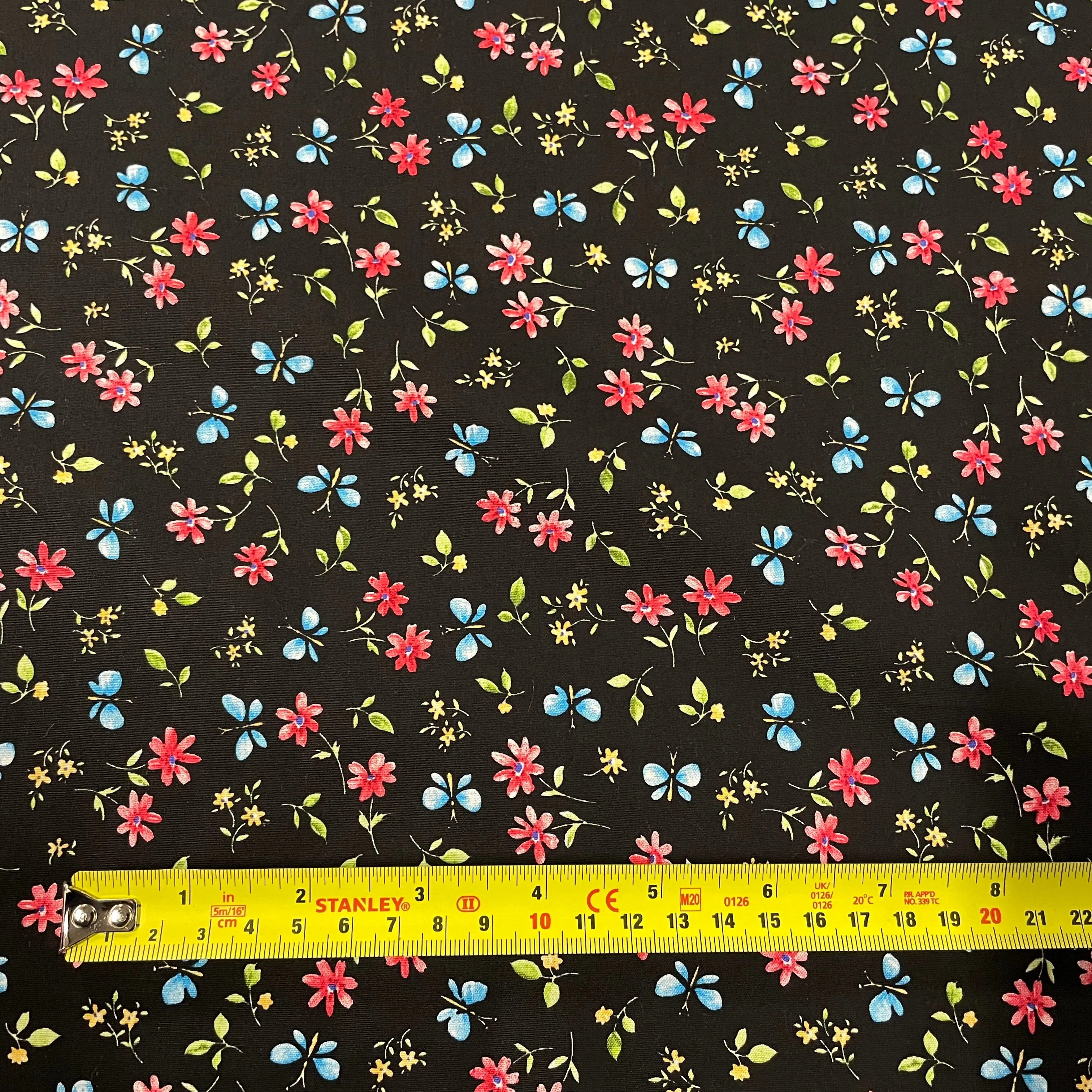 FS854_1 Black Small Floral Cotton Poplin