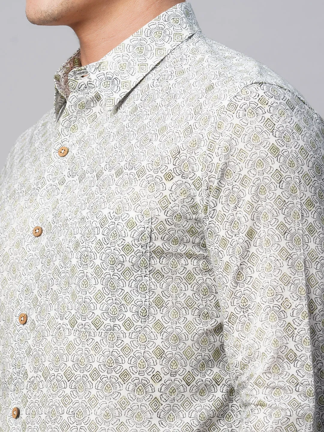 Men's Green Cotton Regular Fit Printed Shirt