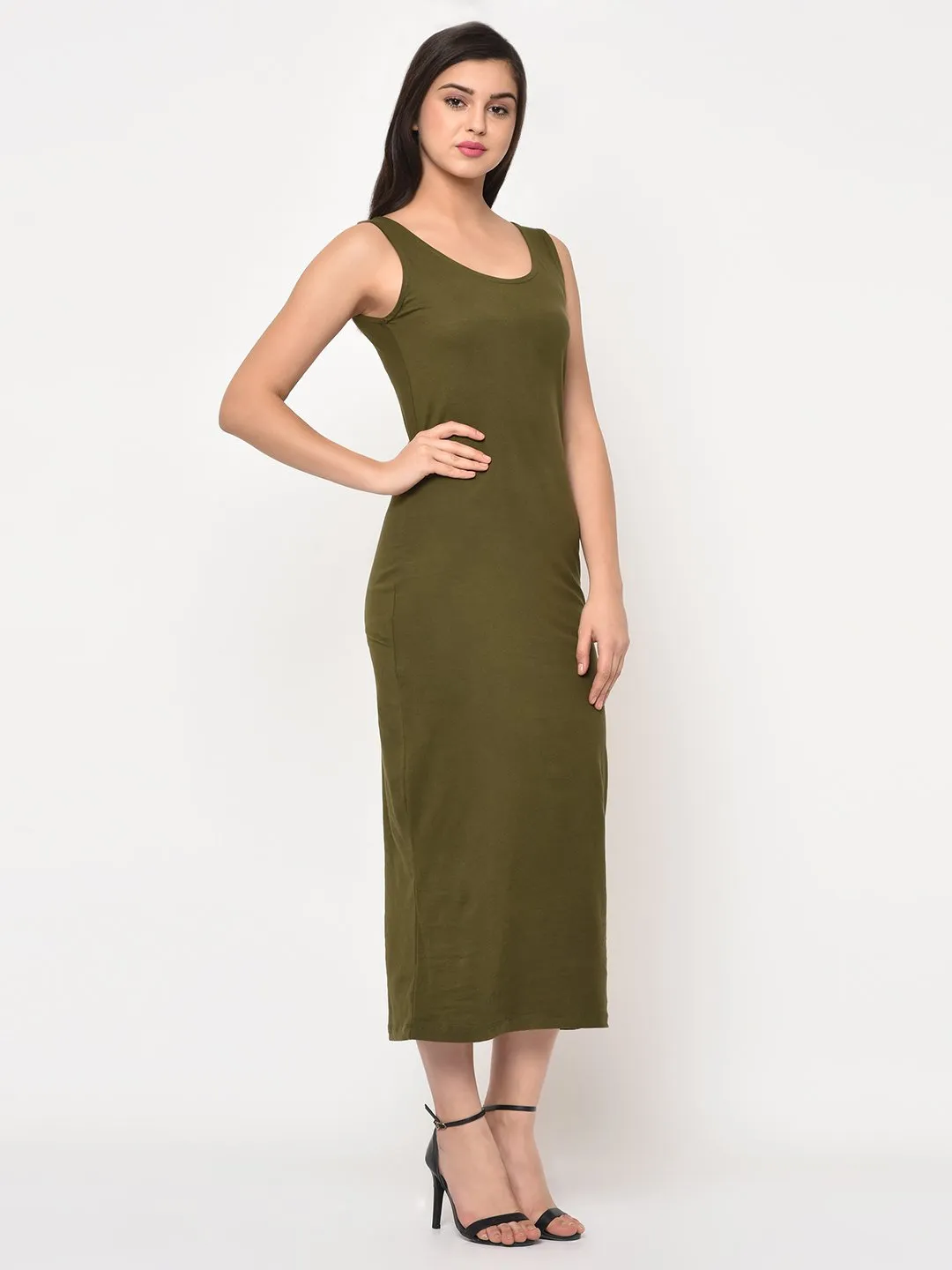 Solid Round Neck Sleeveless Maxi Dress