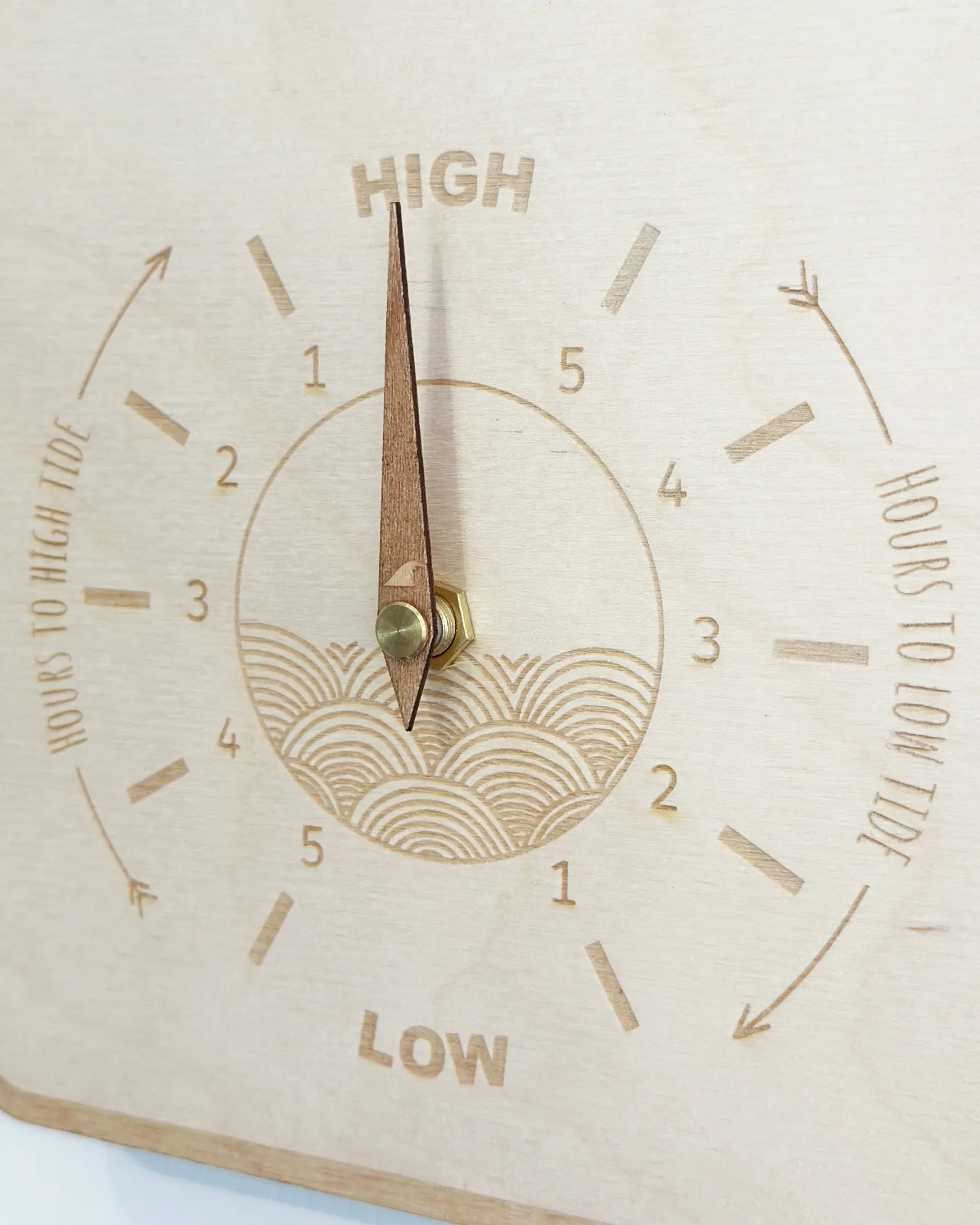 Wood tide clock