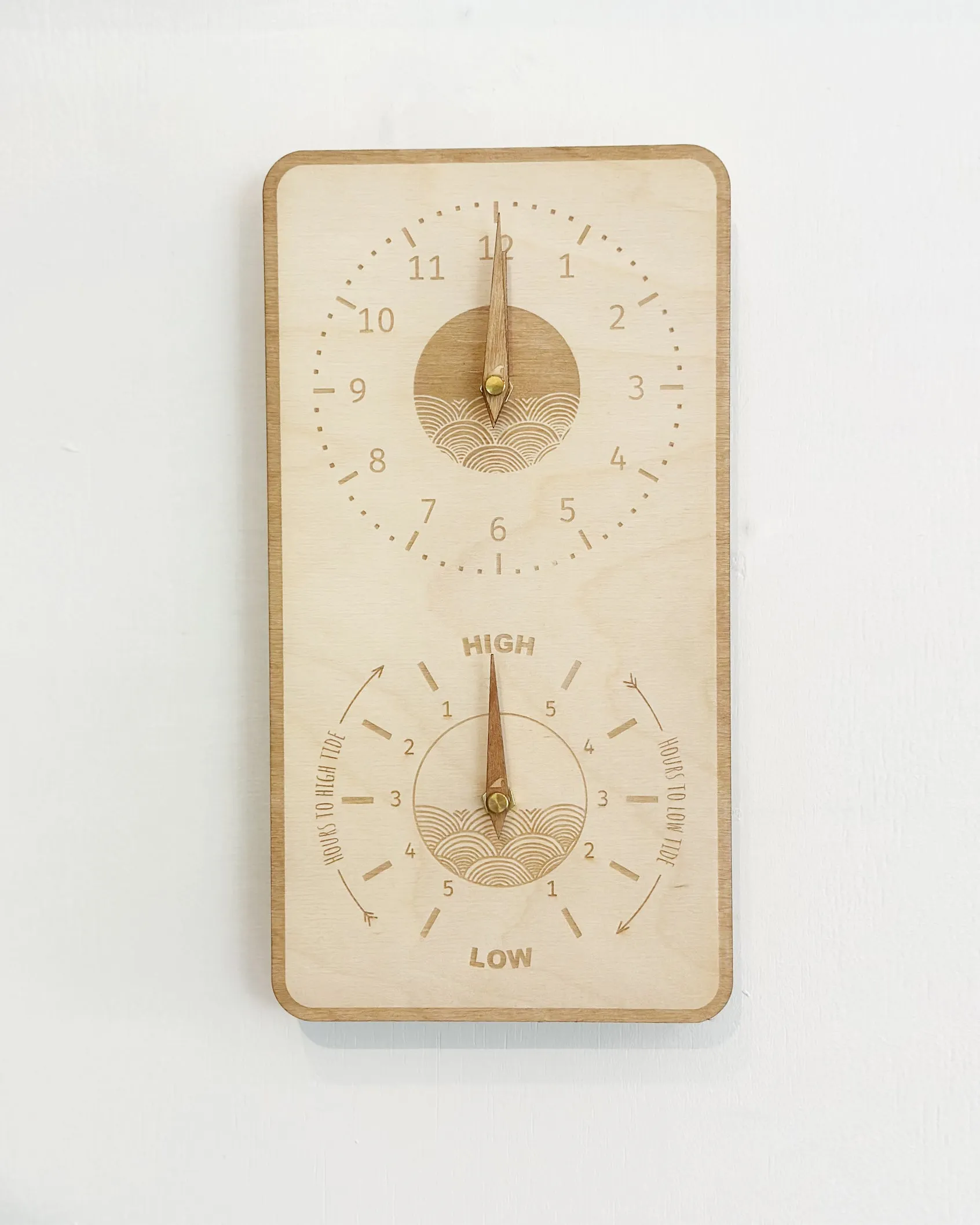 Wood tide clock